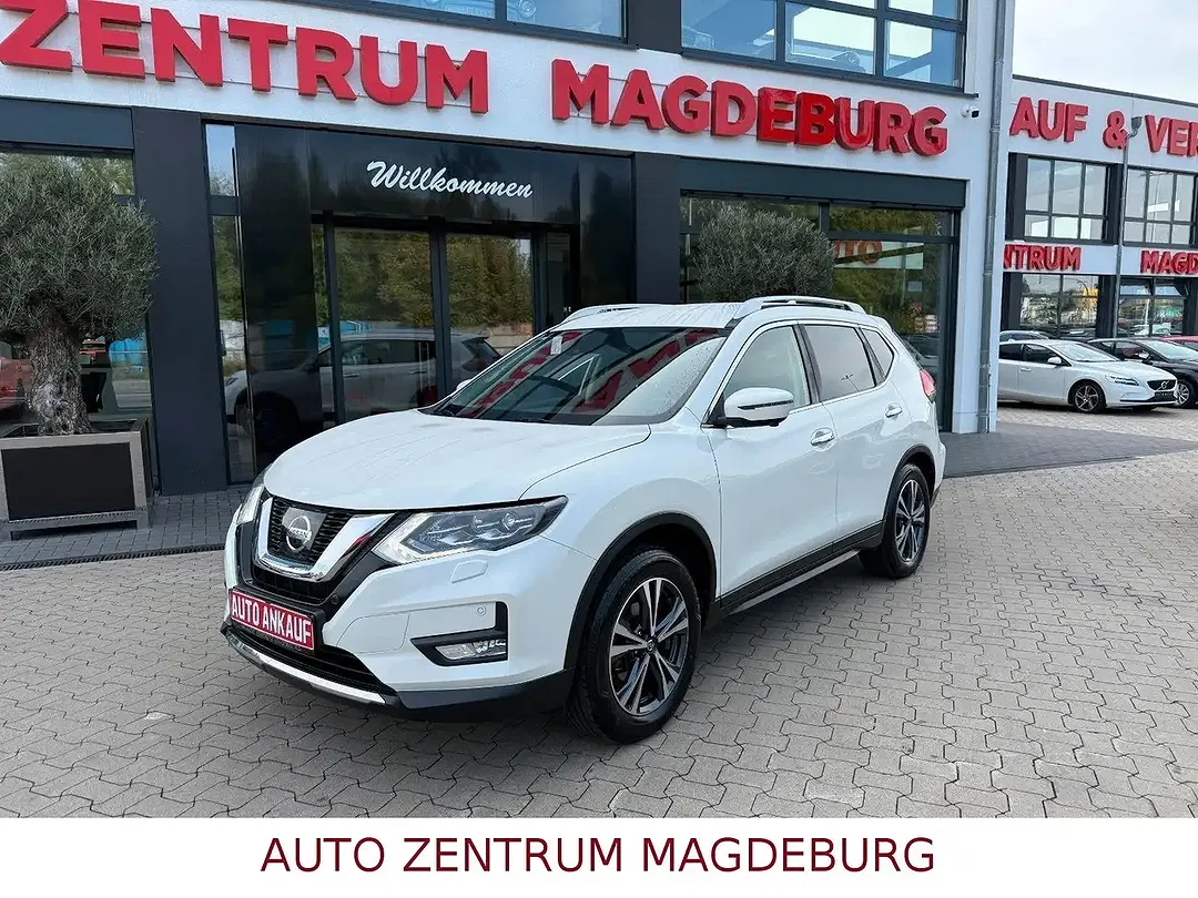Nissan X-Trail - Thumbnail 2