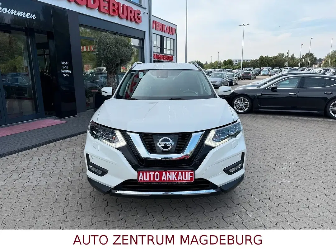 Nissan X-Trail - Thumbnail 3