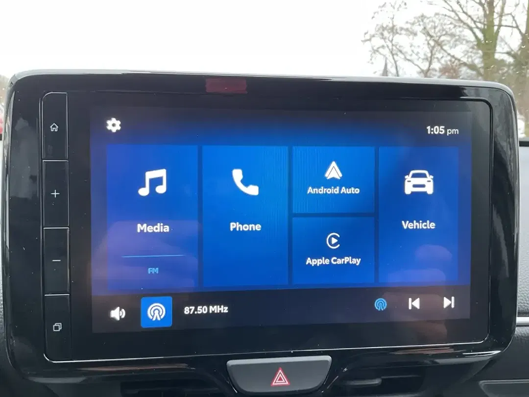 Toyota Yaris - Thumbnail 14