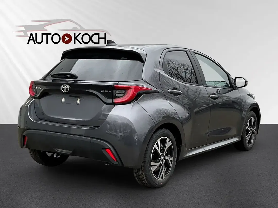 Toyota Yaris - Thumbnail 5