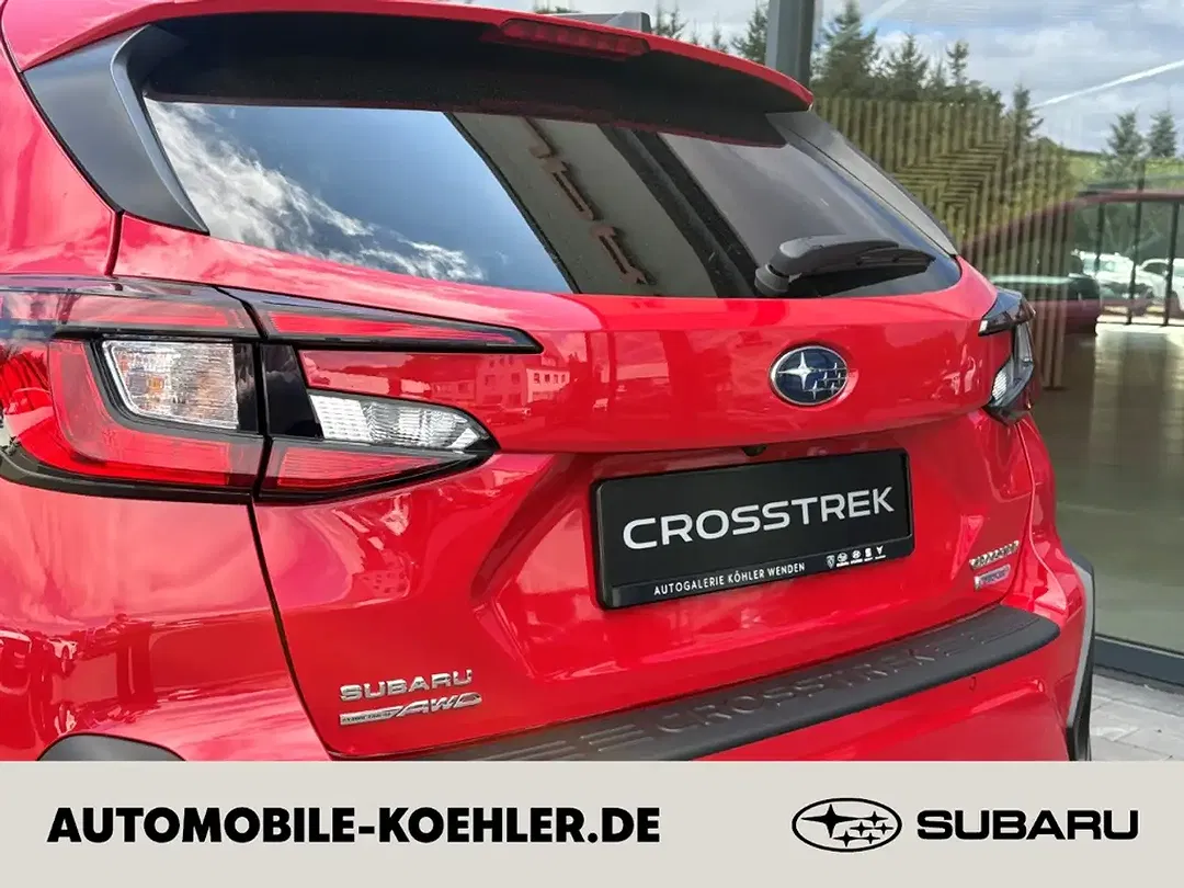 Subaru Crosstrek - Thumbnail 4
