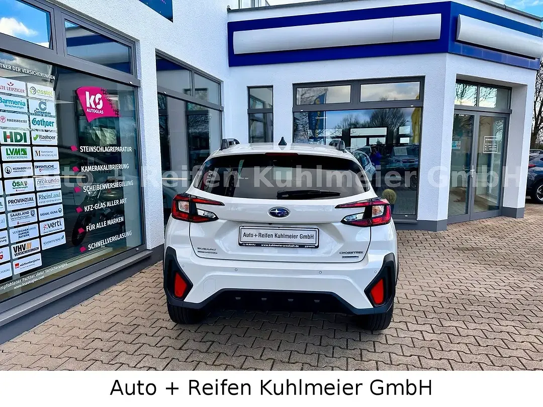 Subaru Crosstrek - Thumbnail 6