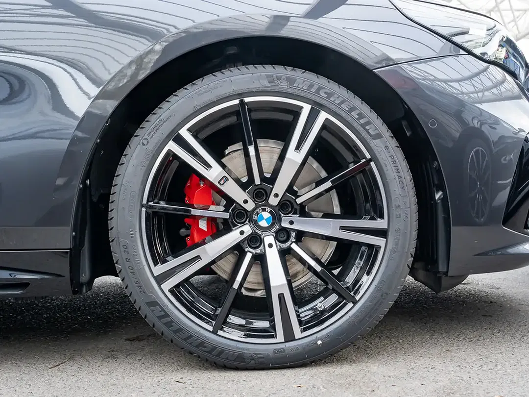 BMW 520 - Thumbnail 8