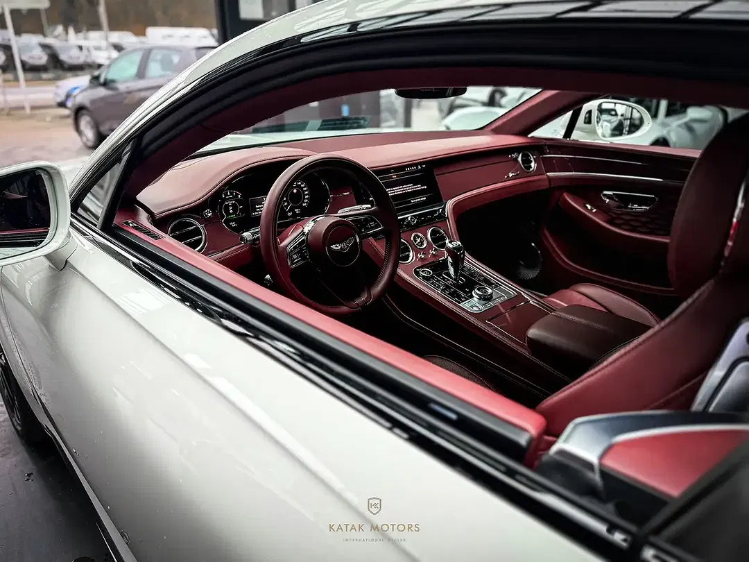 Bentley Continental GT - Thumbnail 10