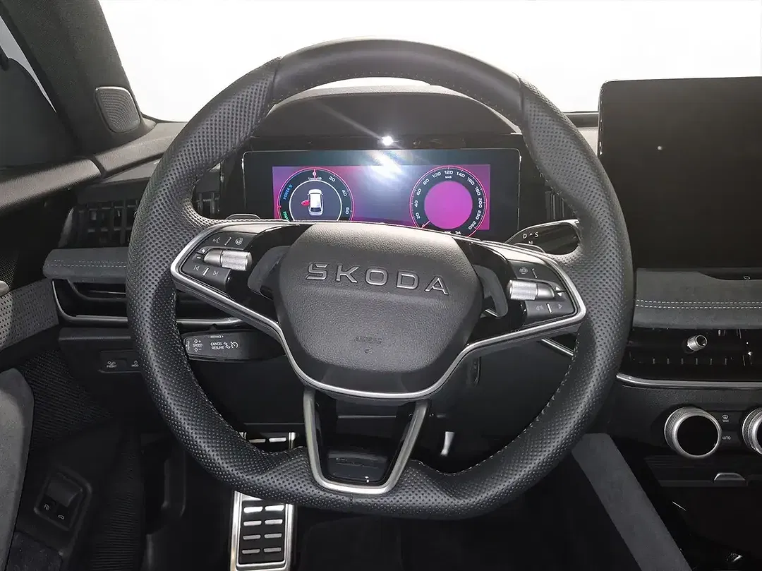 Skoda Superb - Thumbnail 10