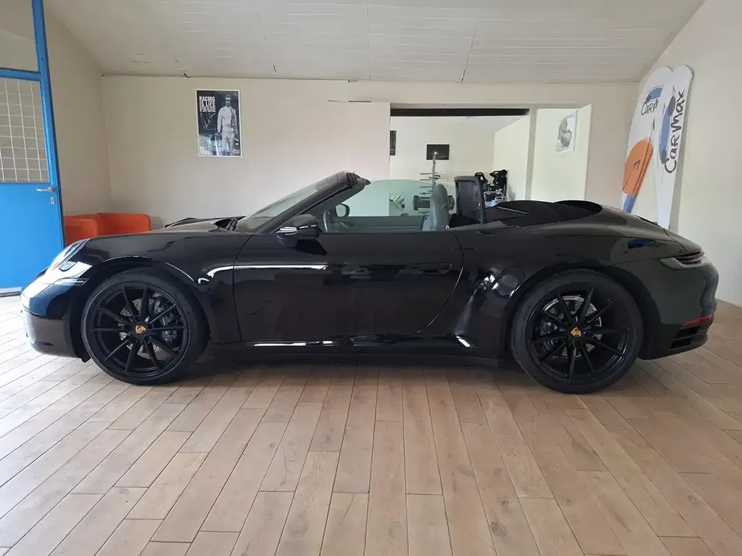 Porsche 992 - Thumbnail 6