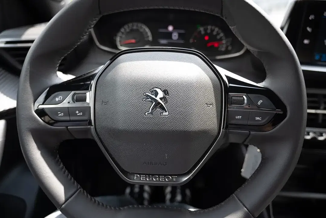 Peugeot 2008 - Thumbnail 15