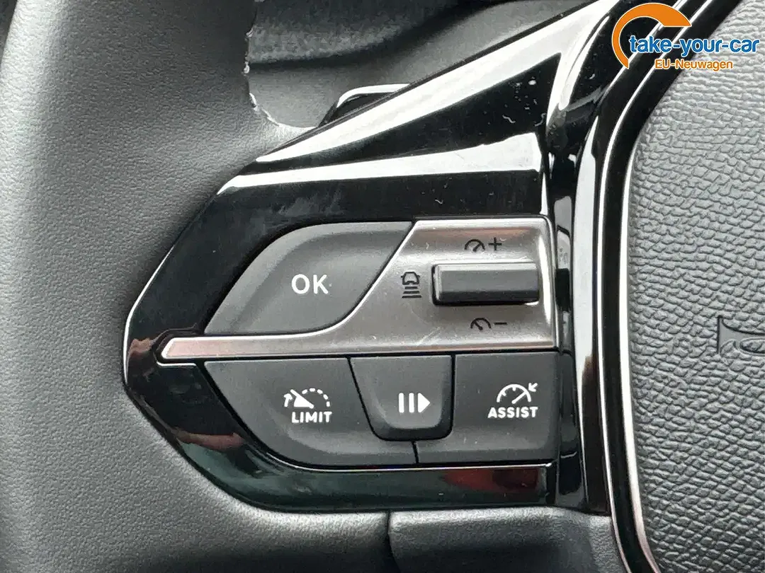 Peugeot 308 - Thumbnail 24
