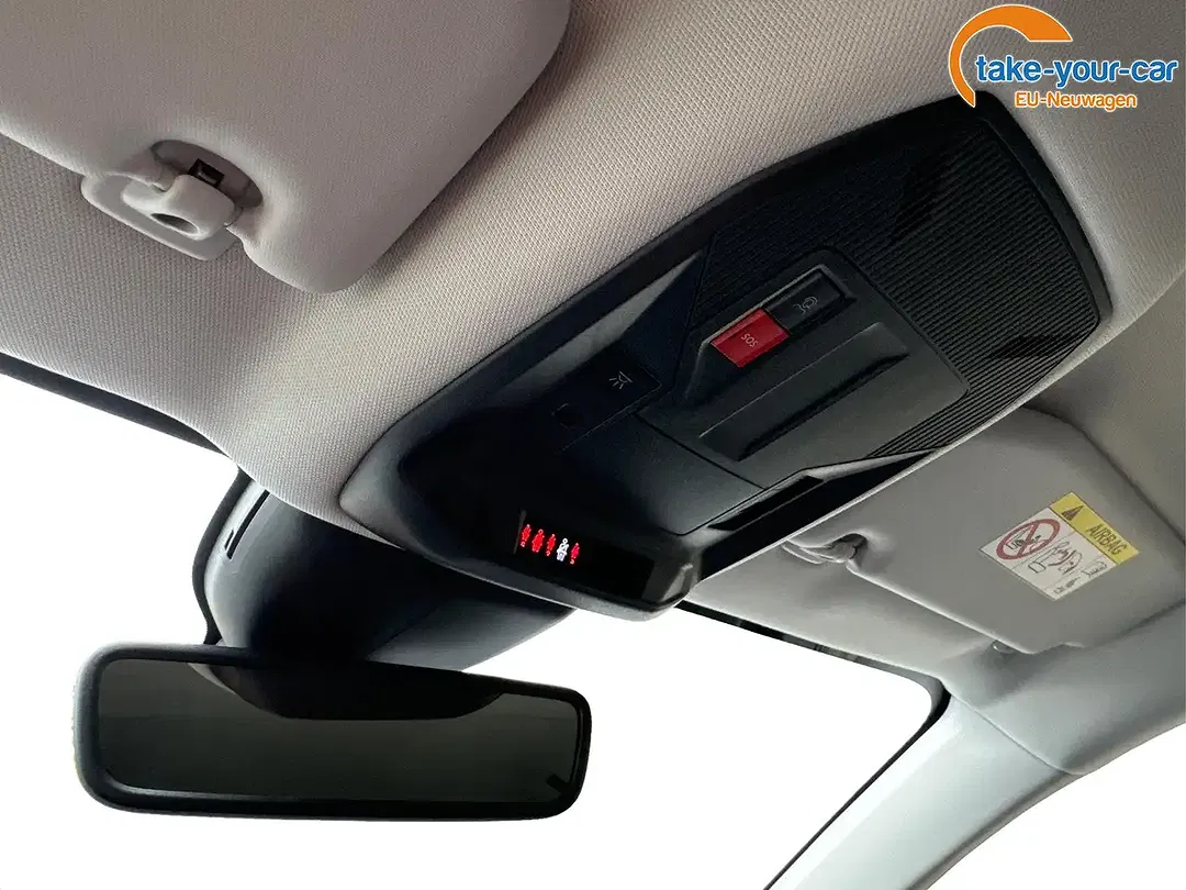 Peugeot 308 - Thumbnail 25