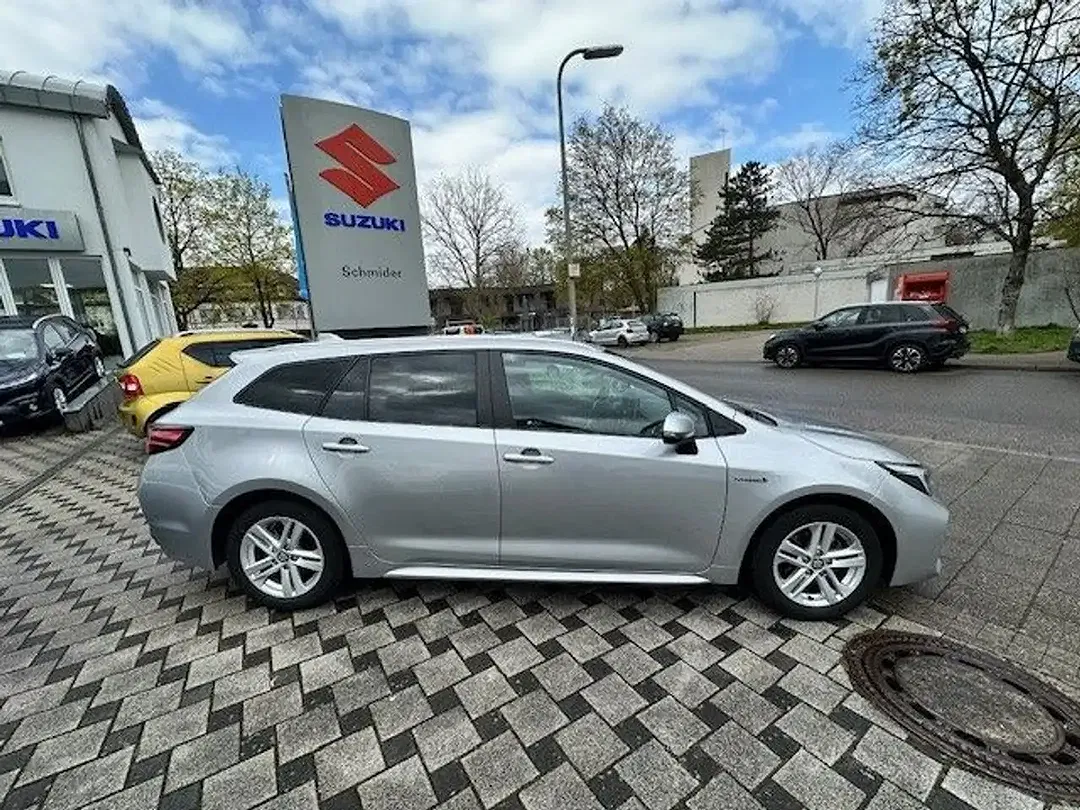 Suzuki Swace - Thumbnail 8