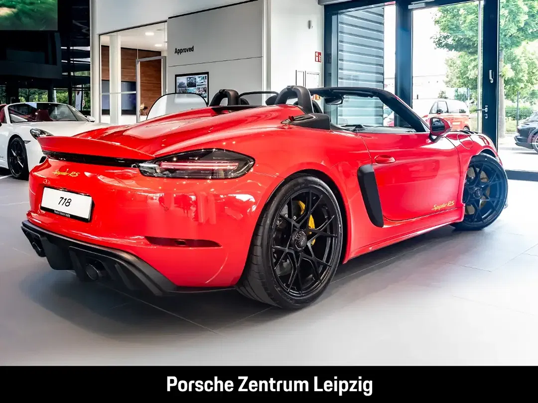Porsche 718 Spyder - Thumbnail 10
