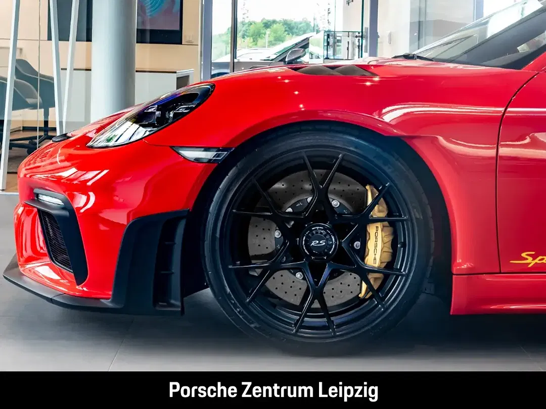 Porsche 718 Spyder - Thumbnail 11