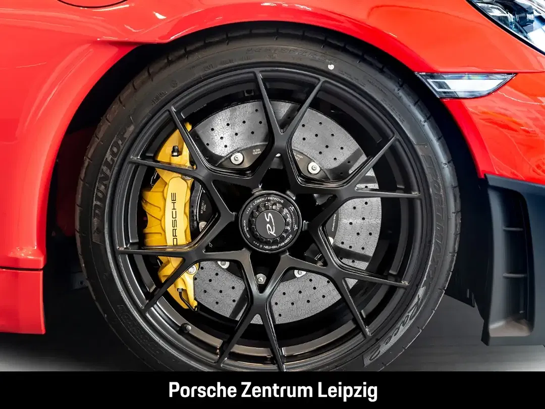Porsche 718 Spyder - Thumbnail 15