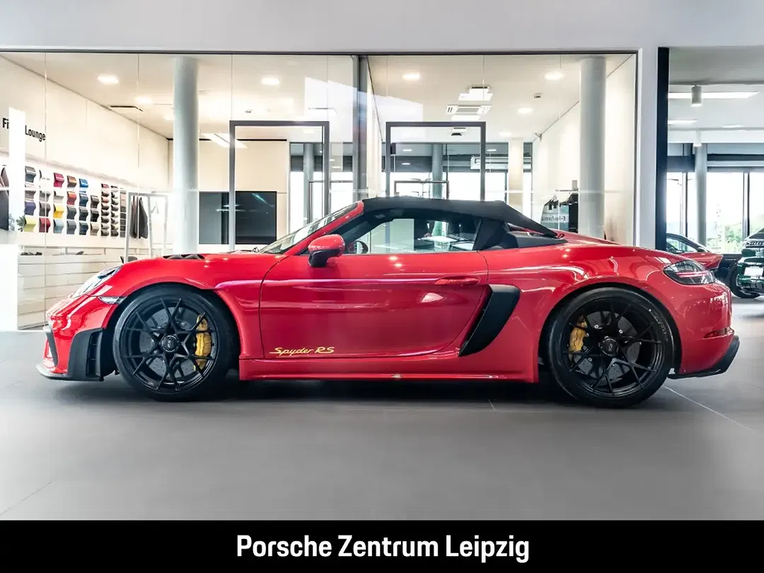 Porsche 718 Spyder - Thumbnail 2