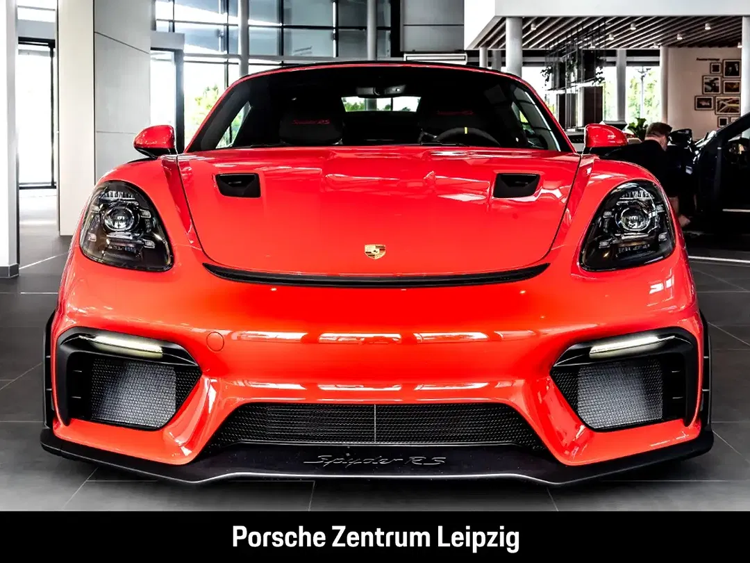 Porsche 718 Spyder - Thumbnail 4