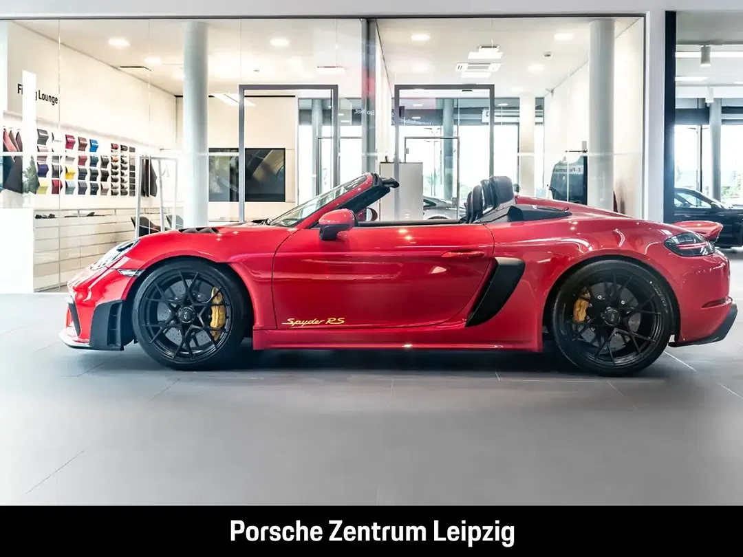 Porsche 718 Spyder - Thumbnail 8