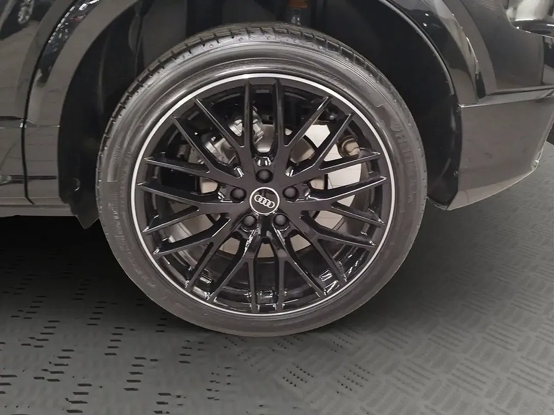 Audi Q2 - Thumbnail 2