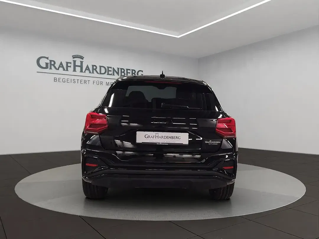 Audi Q2 - Thumbnail 4