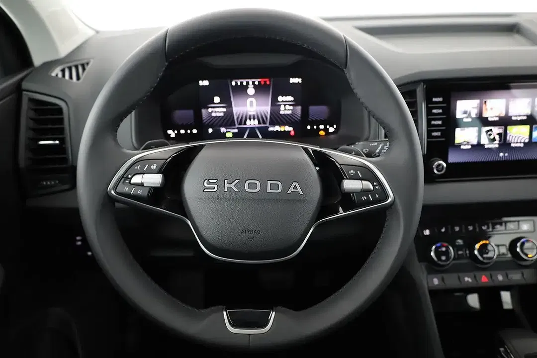 Skoda Karoq - Thumbnail 5