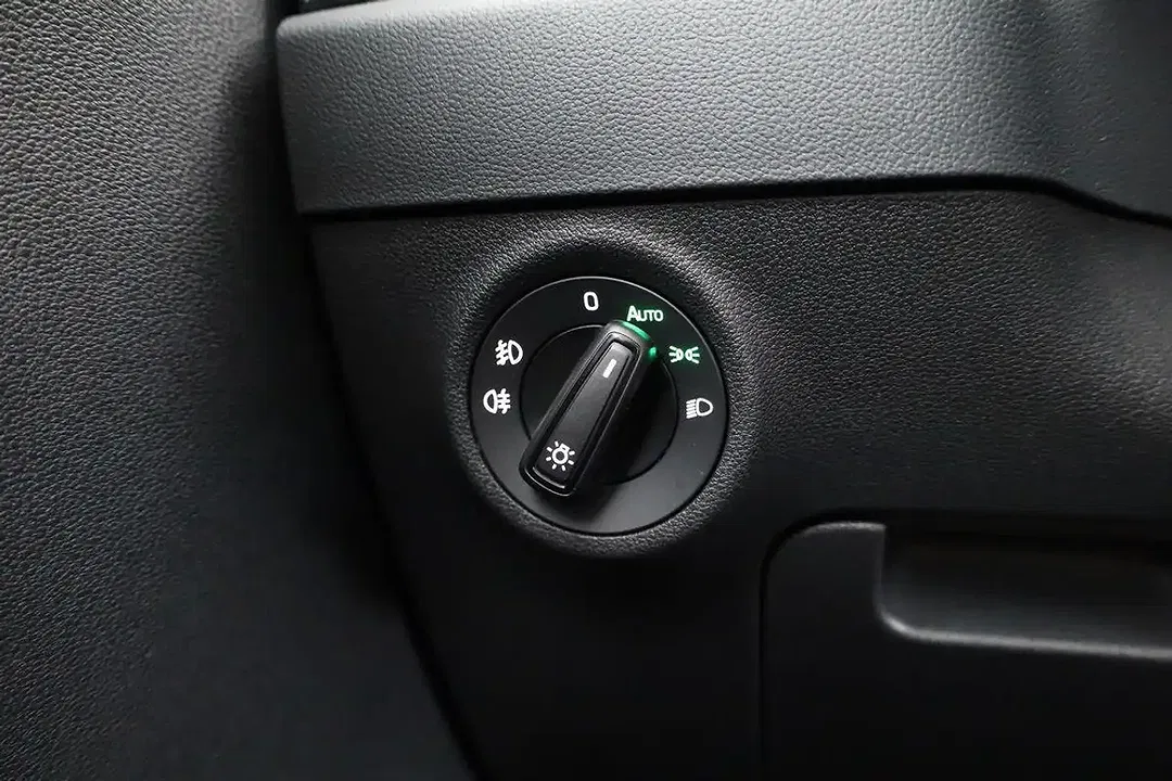 Skoda Karoq - Thumbnail 8