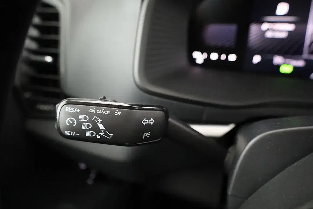 Skoda Karoq - Thumbnail 9