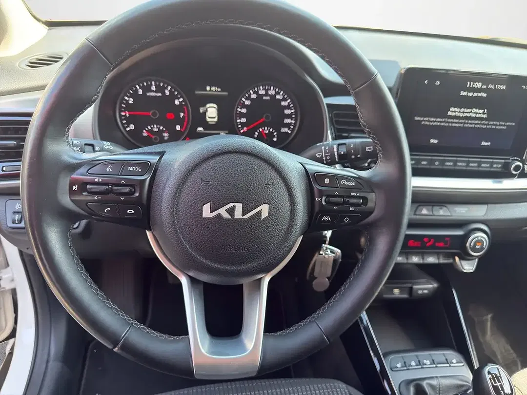 Kia Stonic - Thumbnail 12