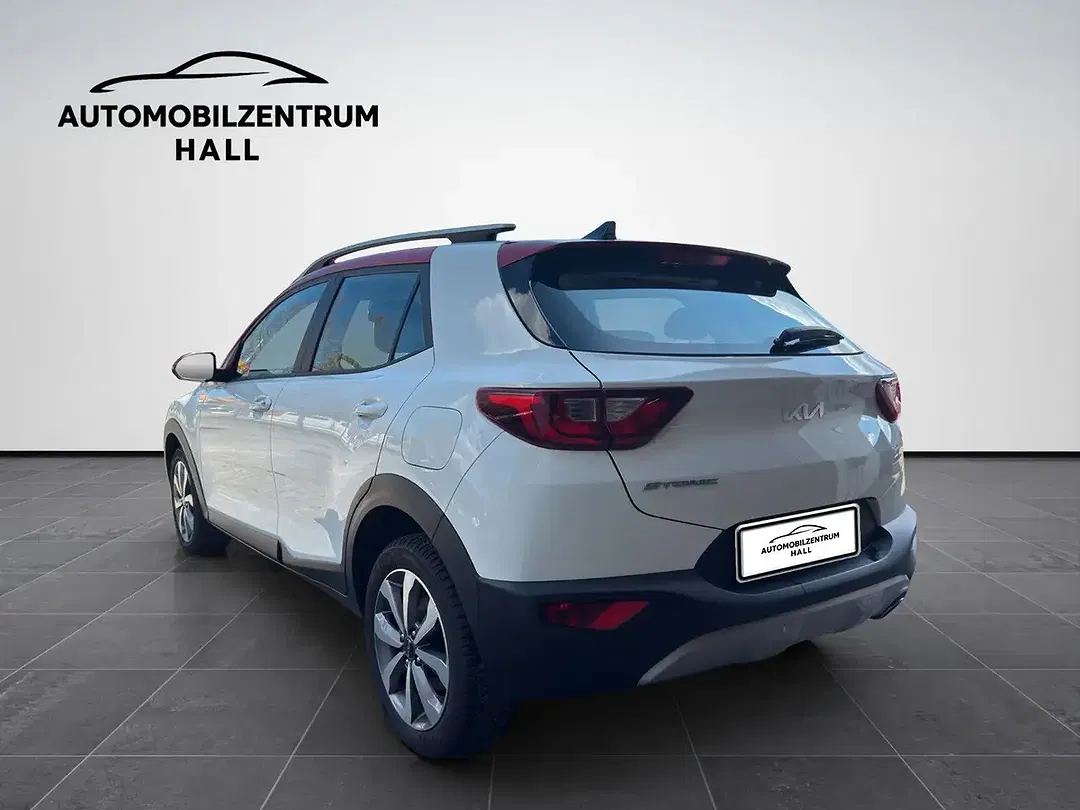 Kia Stonic - Thumbnail 3