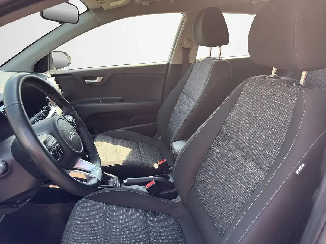 Kia Stonic - Thumbnail 8
