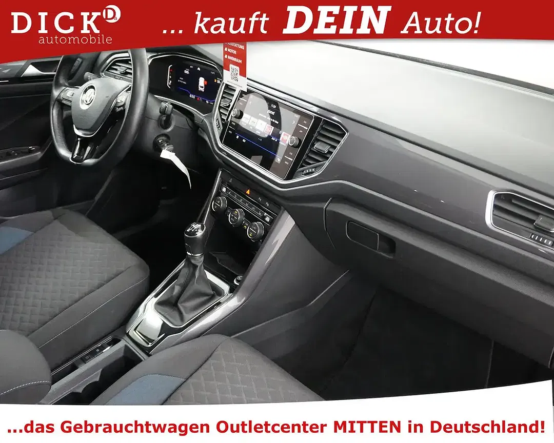 Volkswagen T-Roc - Thumbnail 12