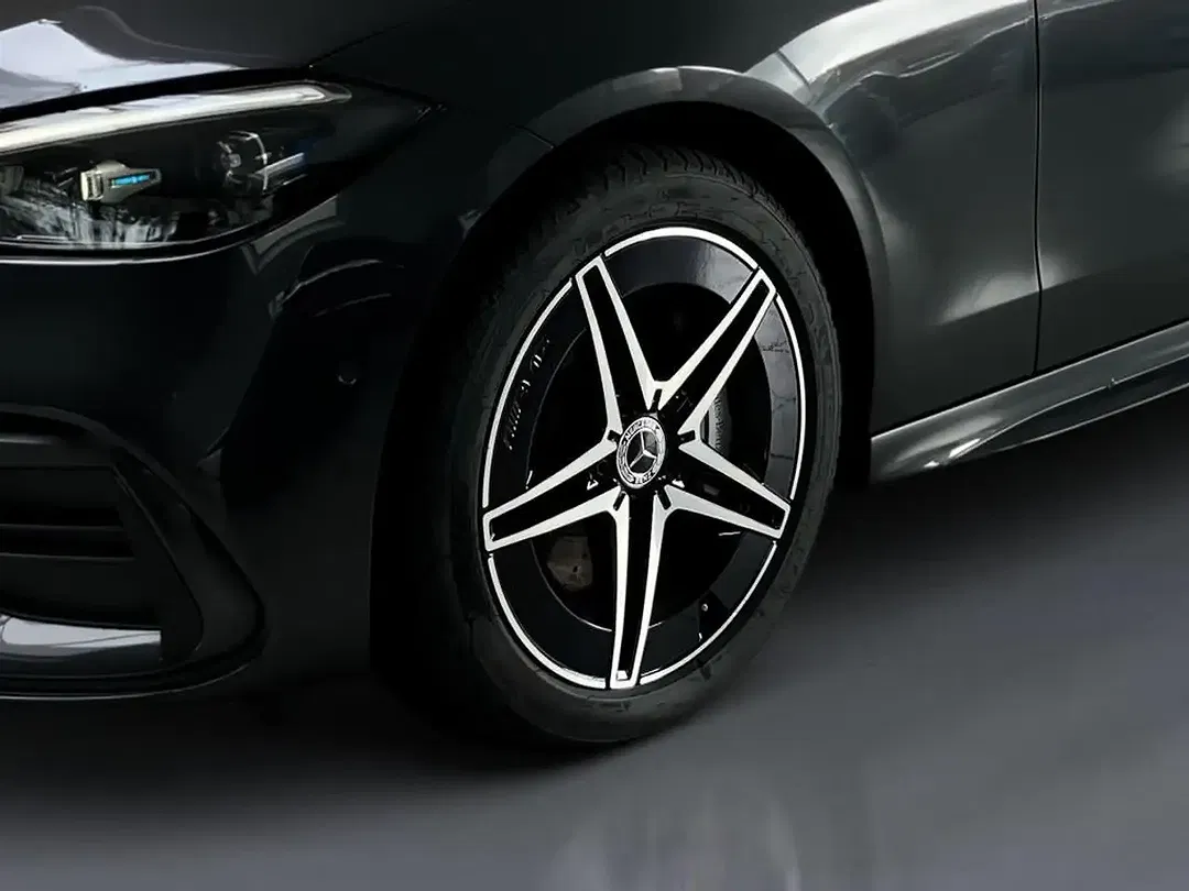 Mercedes-Benz C 300 - Thumbnail 3