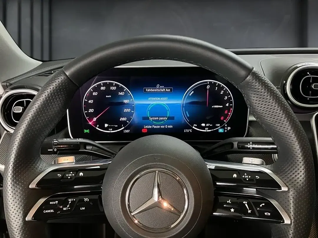 Mercedes-Benz C 300 - Thumbnail 6