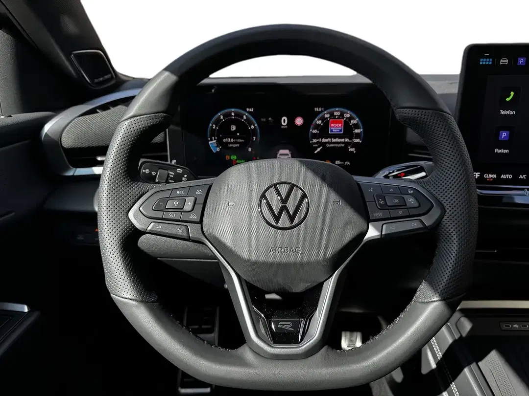 Volkswagen T-Roc - Thumbnail 14