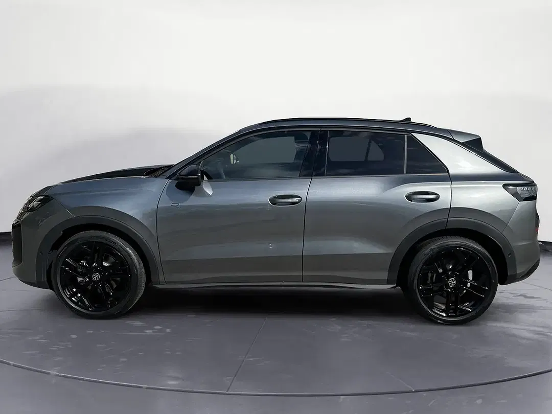 Volkswagen T-Roc - Thumbnail 3
