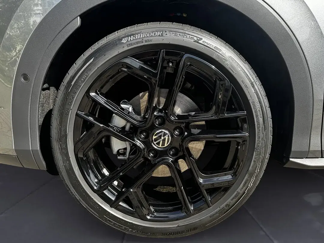 Volkswagen T-Roc - Thumbnail 8