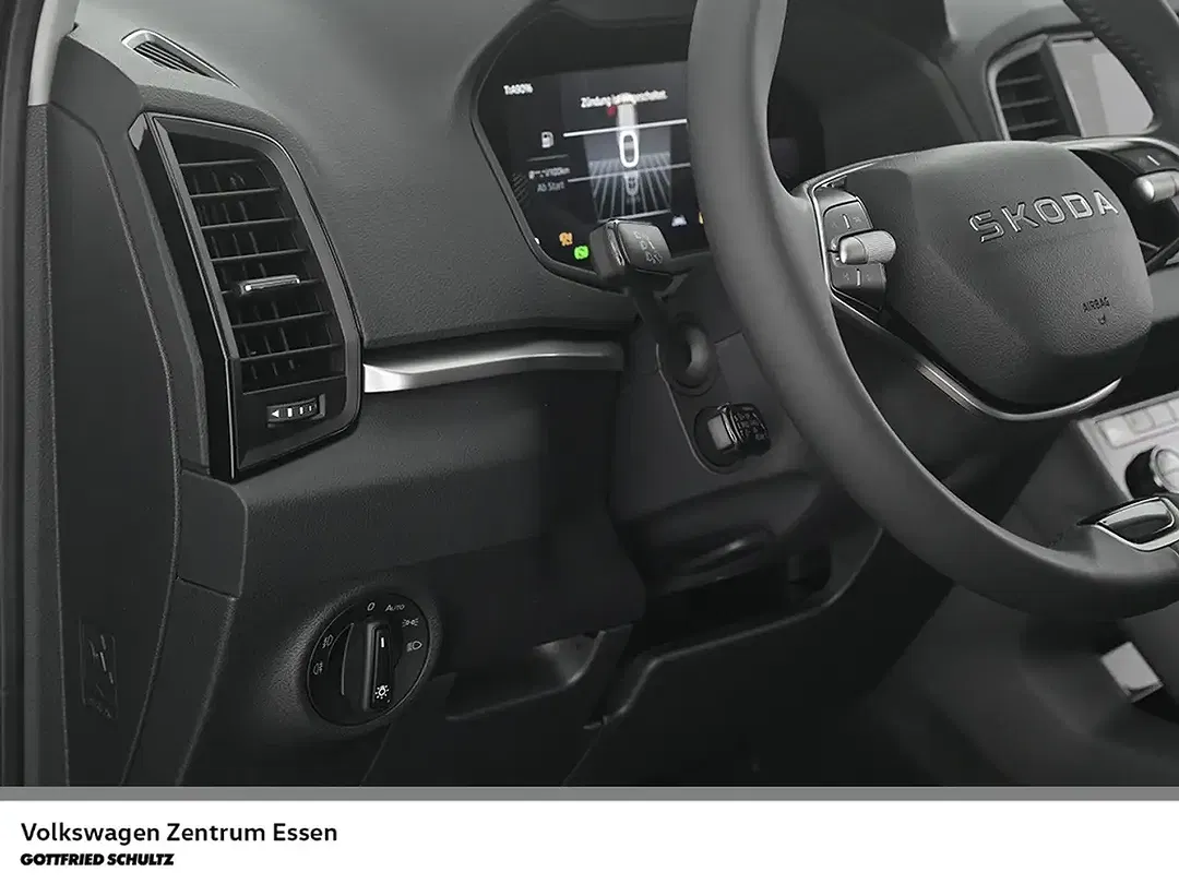 Skoda Karoq - Thumbnail 9