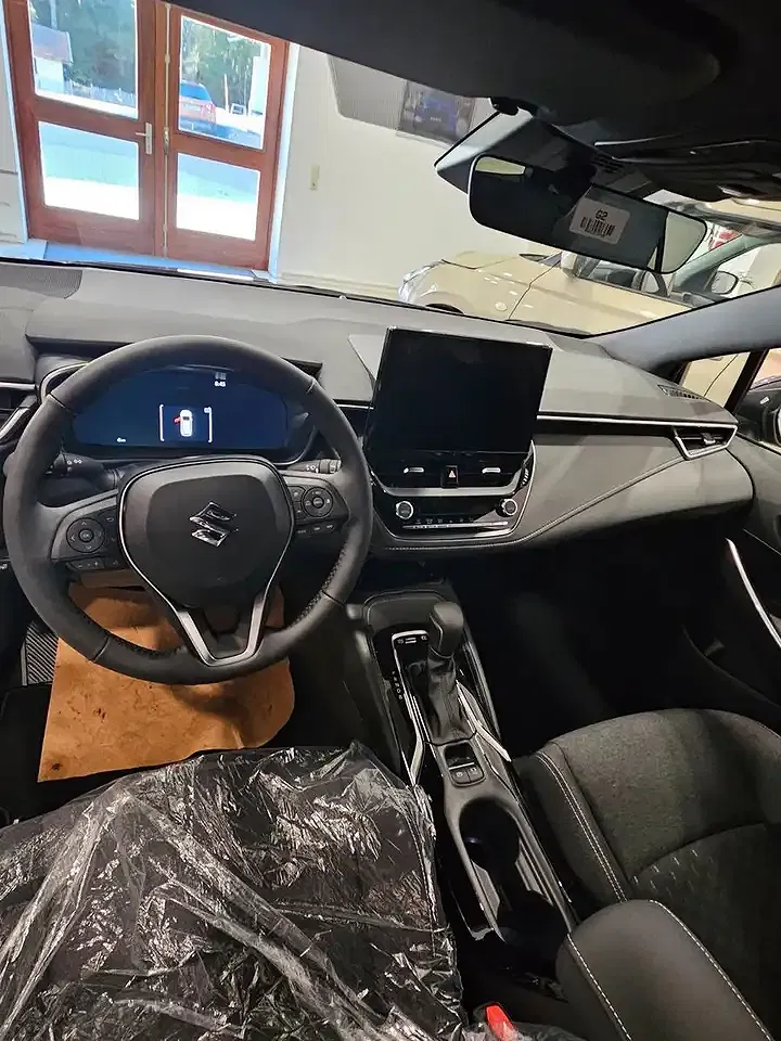 Suzuki Swace - Thumbnail 9