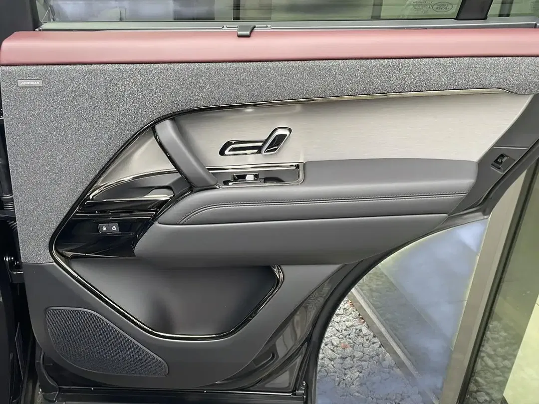 Land Rover Range Rover Sport - Thumbnail 11