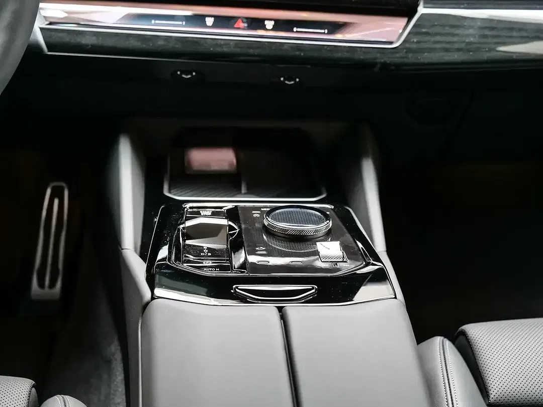 BMW 540 - Thumbnail 14