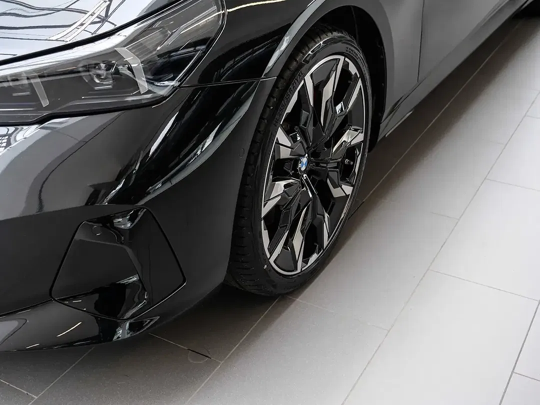 BMW 540 - Thumbnail 6