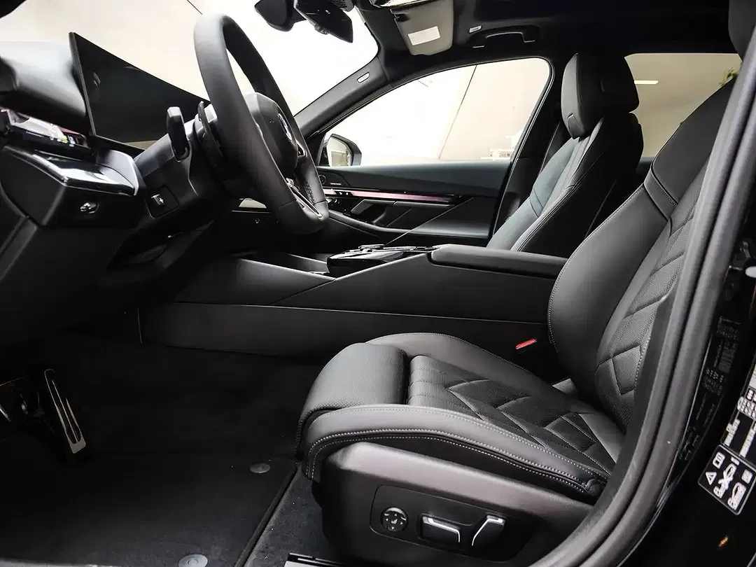BMW 540 - Thumbnail 9