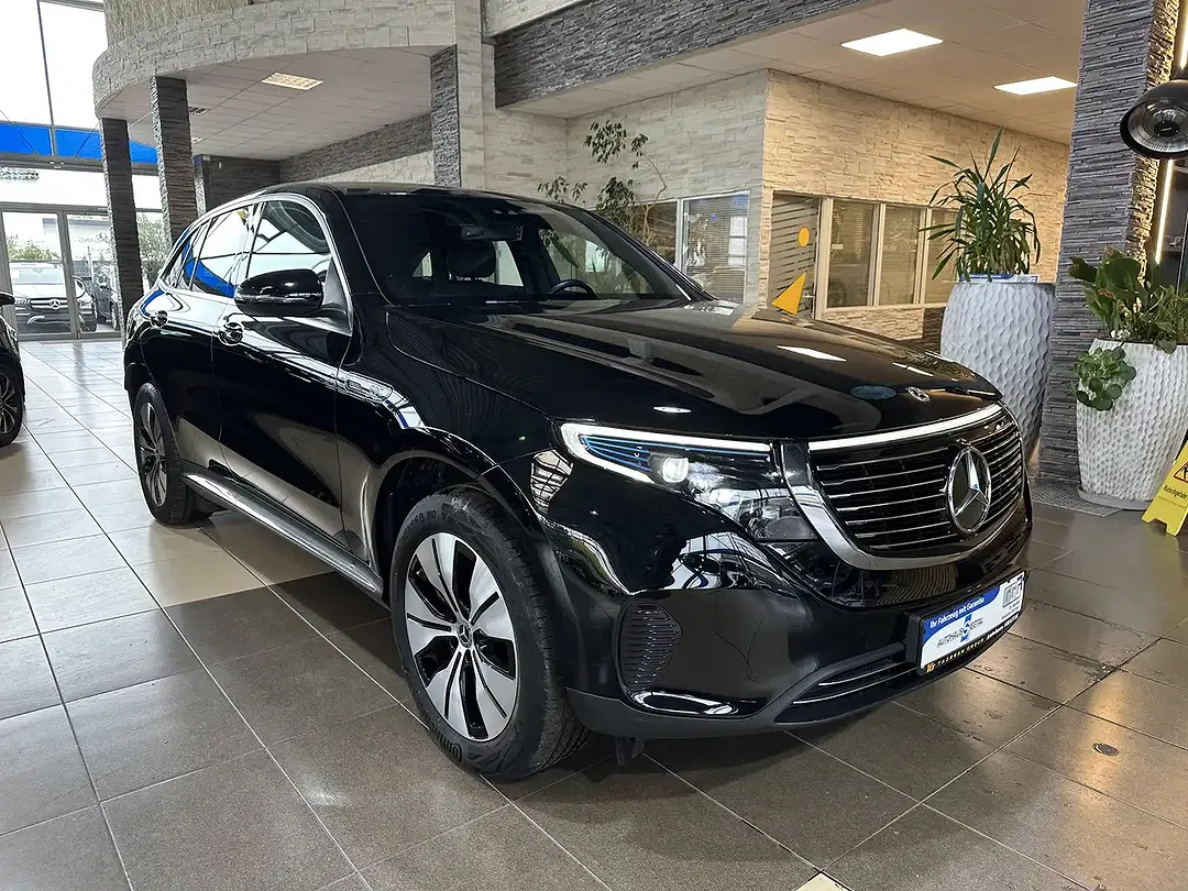 Mercedes-Benz EQC 400 - Thumbnail 3
