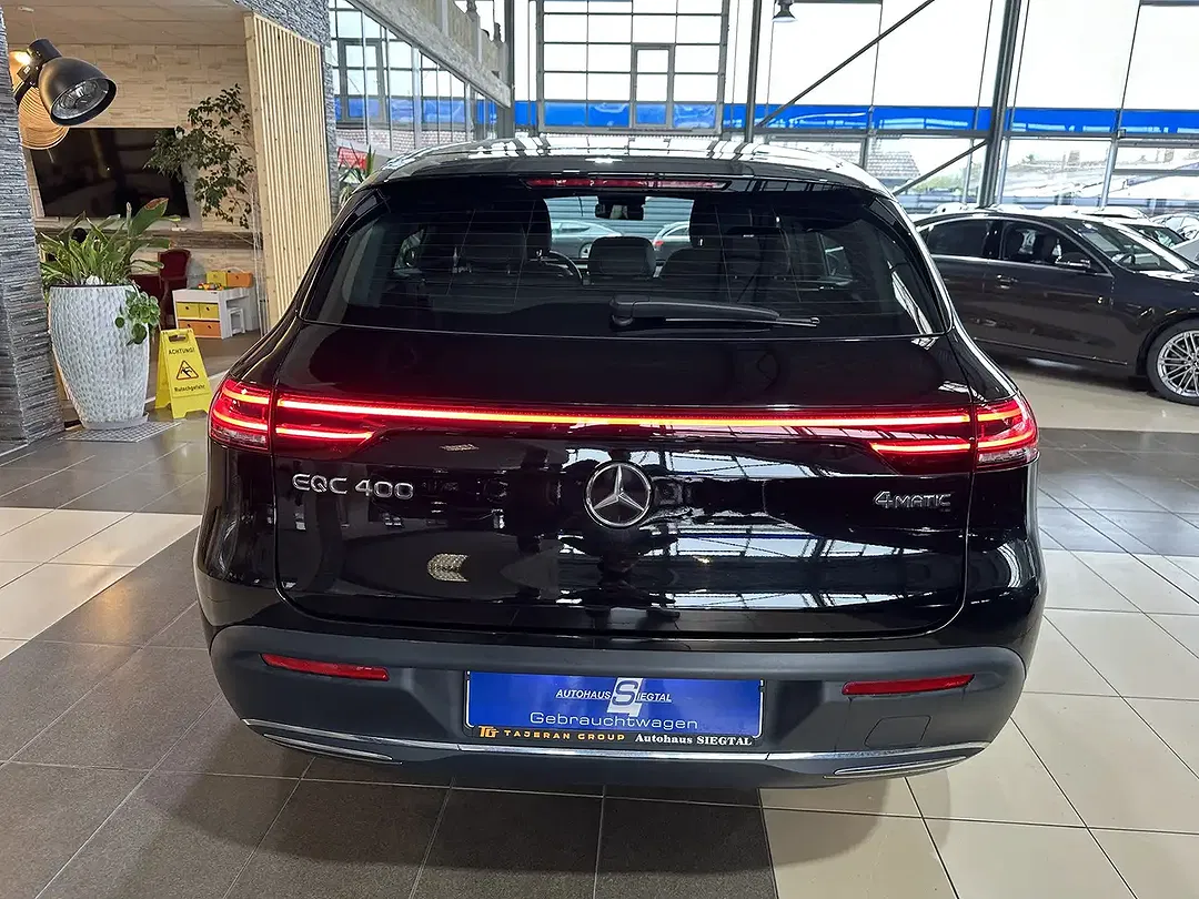 Mercedes-Benz EQC 400 - Thumbnail 6