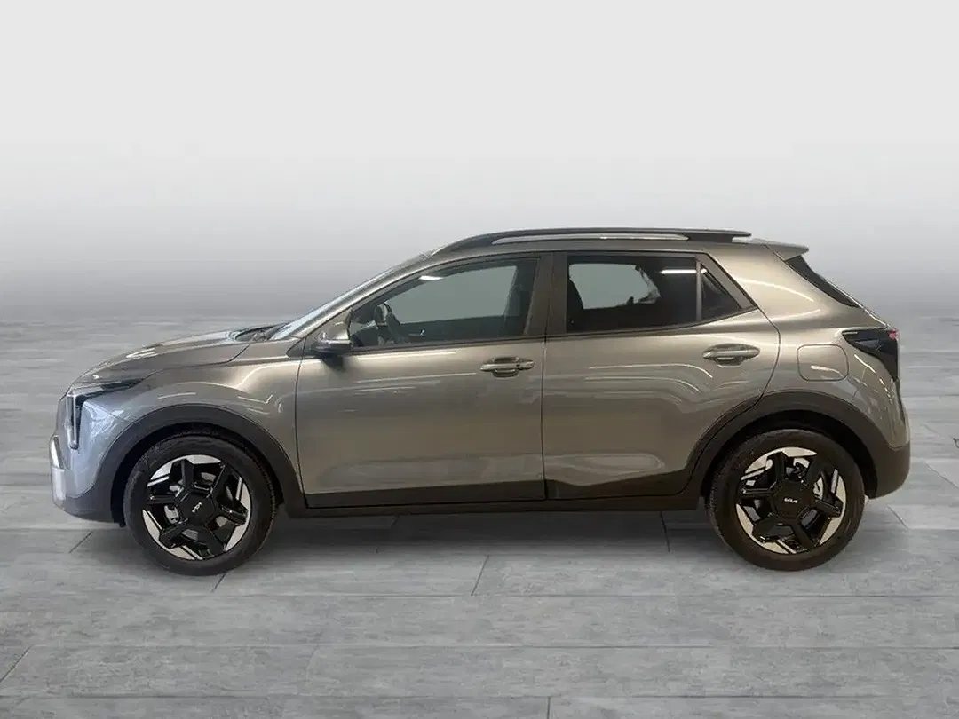 Kia Stonic - Thumbnail 3