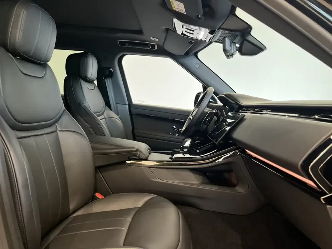 Land Rover Range Rover Sport - Thumbnail 3