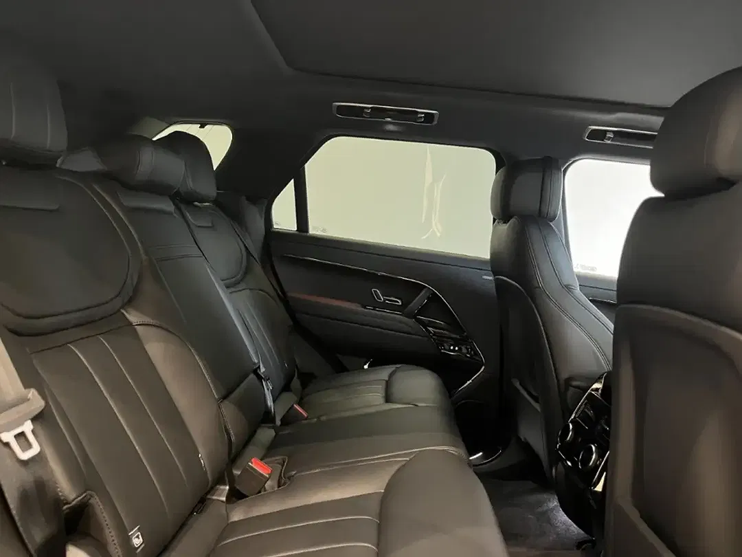 Land Rover Range Rover Sport - Thumbnail 5