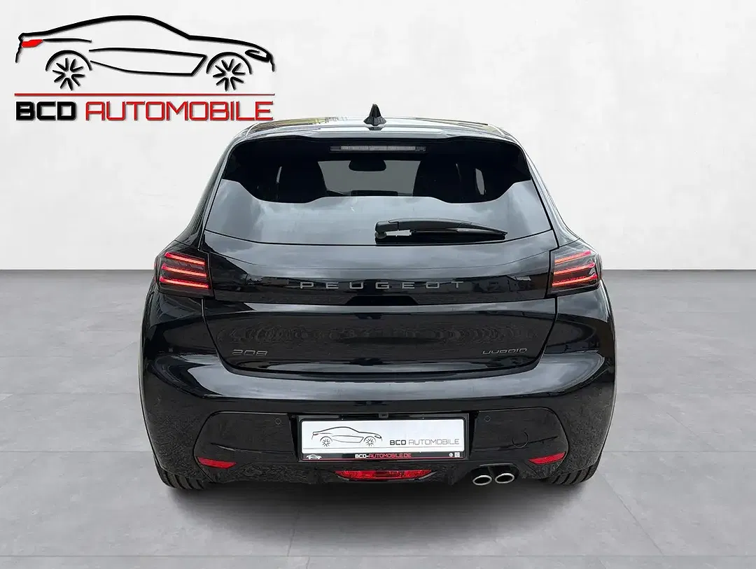 Peugeot 208 - Thumbnail 6