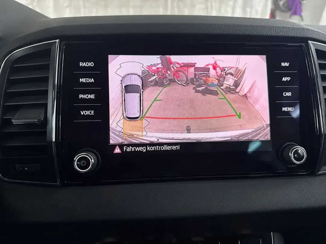 Skoda Karoq - Thumbnail 15