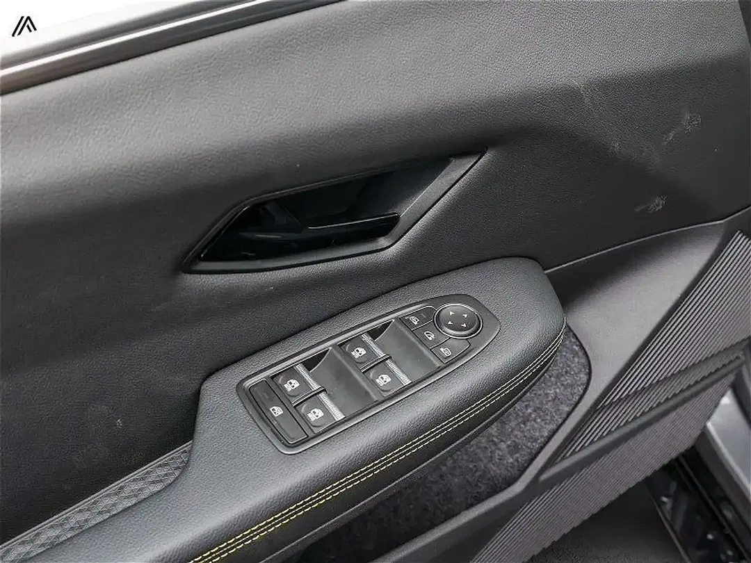 Renault Megane - Thumbnail 12