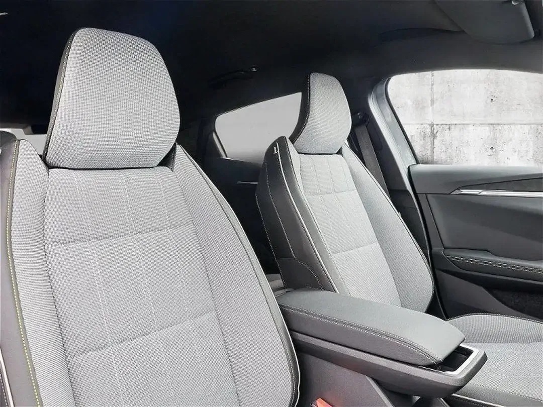 Renault Megane - Thumbnail 8