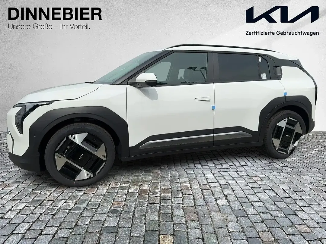 Kia EV3 - Thumbnail 3